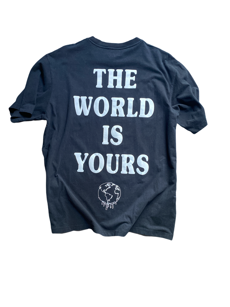 Tee-shirt oversize "The World Is Yours" Noir.